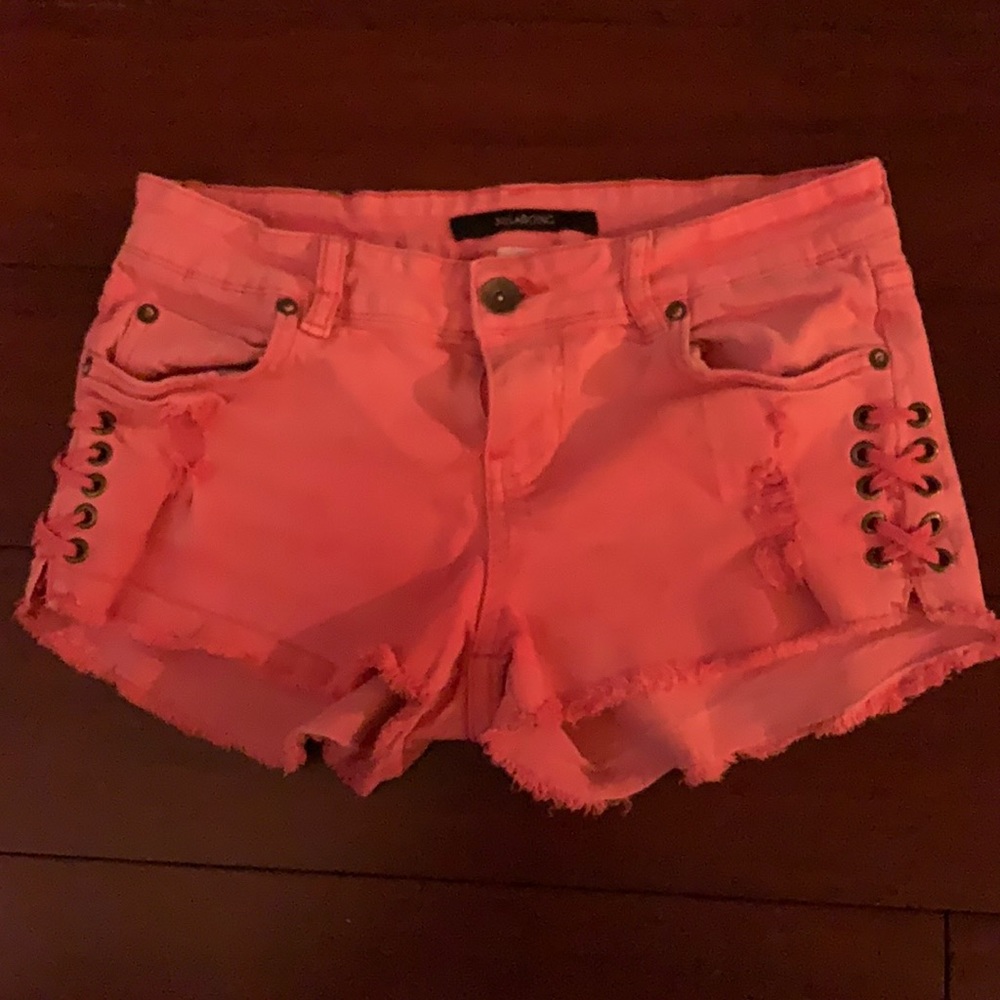 Billabong lite hearted denim shorts